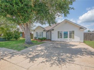 33 Oxford Dr, La Place, LA 70068
