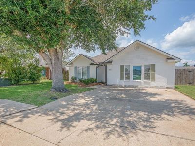 33 Oxford Dr, La Place, LA, 70068