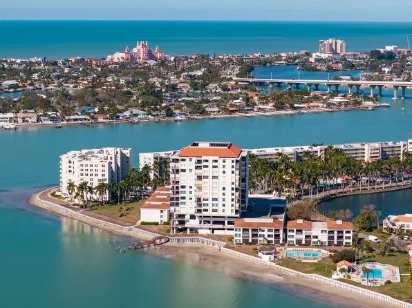 6287 Bahia Del Mar Cir, Saint Petersburg, FL