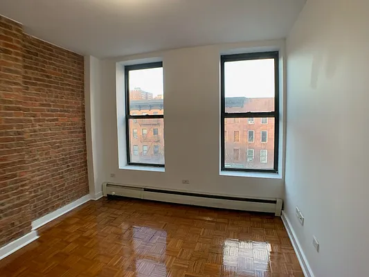 Rented by Bond New York | media 7