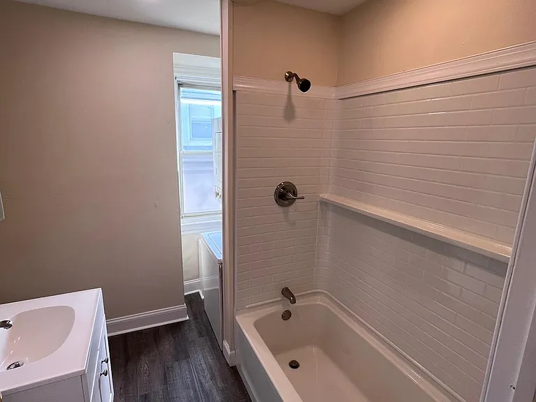48 E Willow Grove Ave #3 — Photo 3