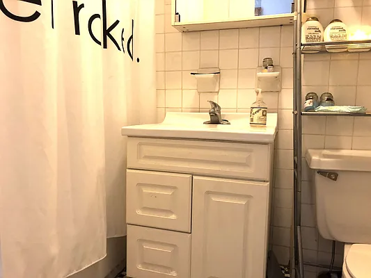 Rented by Meraki Realty LLC | media 5