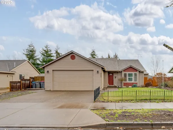 284 SW West Hills Dr, McMinnville, OR 97128