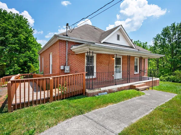 118 N Canton Rd, Canton, NC 28716