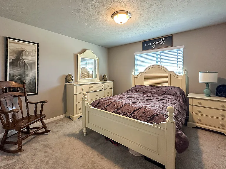 2nd Bedroom