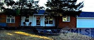 823 N Maddox