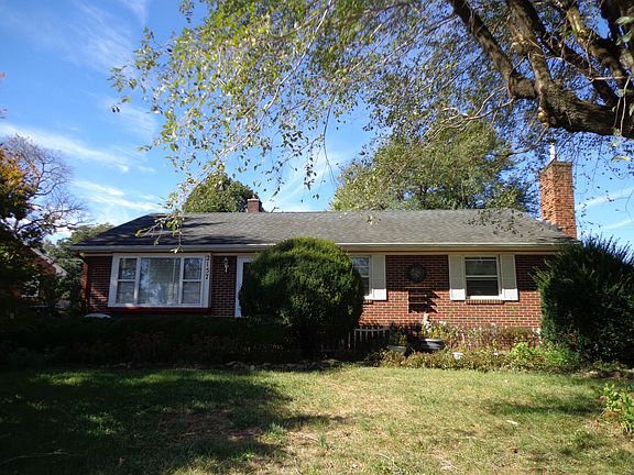 2nd image of 2157 Bruce Ave