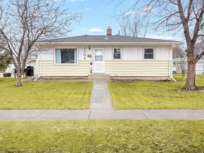 1104-18 1/2 St N, Moorhead, MN, 56560