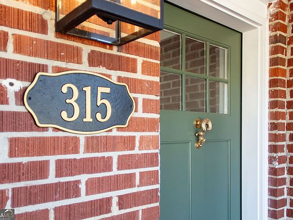 3rd image of 315 Strickland Ave