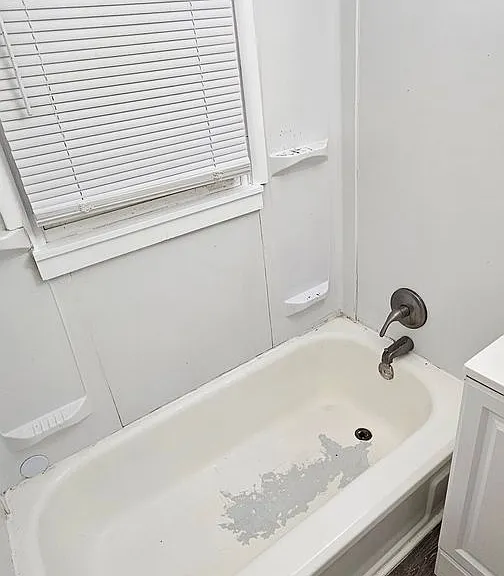10716 Bennington Ave — Photo 20