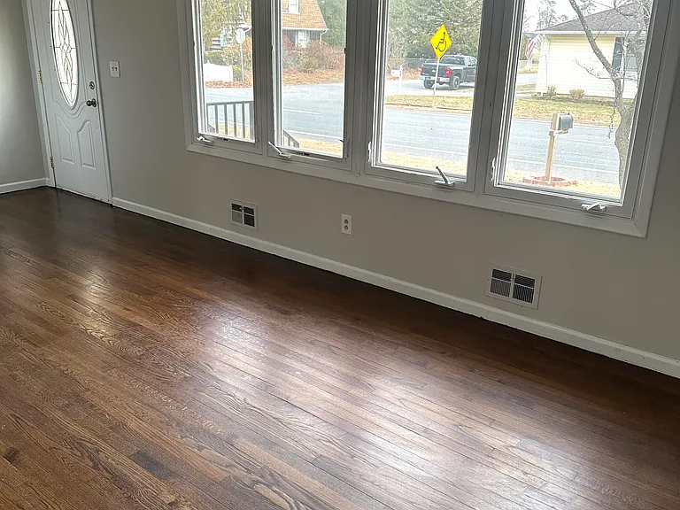 700 Surf Ave — Photo 4