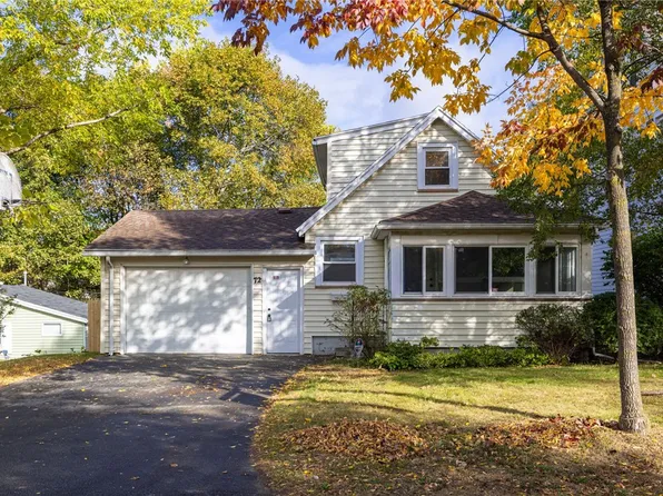 72 Mosley Rd, Rochester, NY 14616