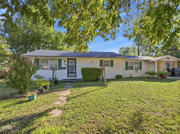 720 Water St, Carthage, MO 64836