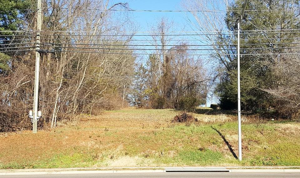 2nd image of E Main St