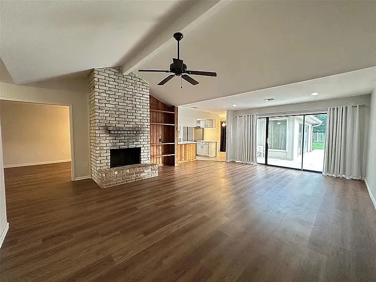 12139 Huntington Park Dr — Photo 6
