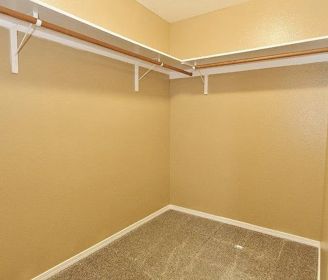 10016 W Littlewood St — Photo 18