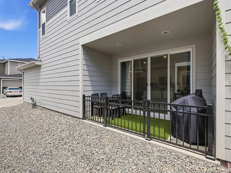 22863 E Tufts Ave #A — Photo 20
