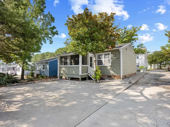 715 3rd Ave. S #A, North Myrtle Beach, SC 29582