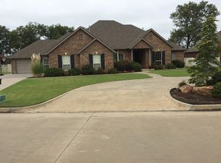 1608 Windmill Rdg, Shawnee, OK 74804