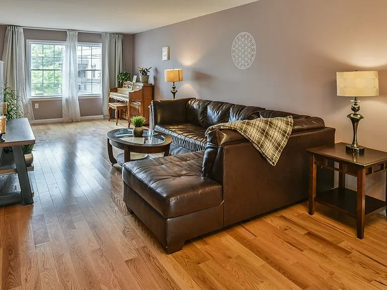 11 Taylor St #A — Photo 4