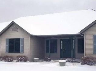 2513 Rolling Meadows Dr, Sheboygan, WI 53083