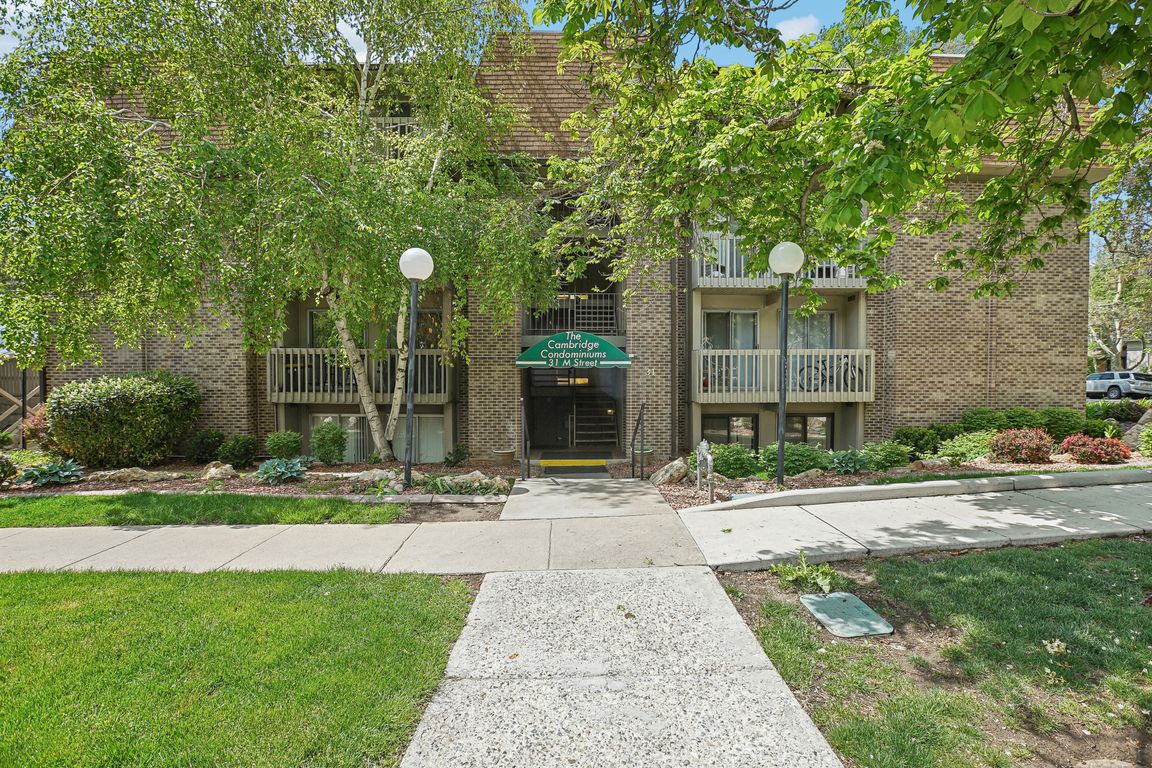 N M St-0705-001.jpg