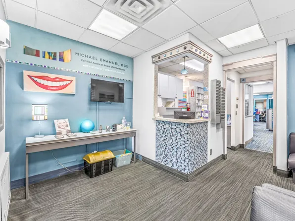 2053 East 16th Street image 9 of 17