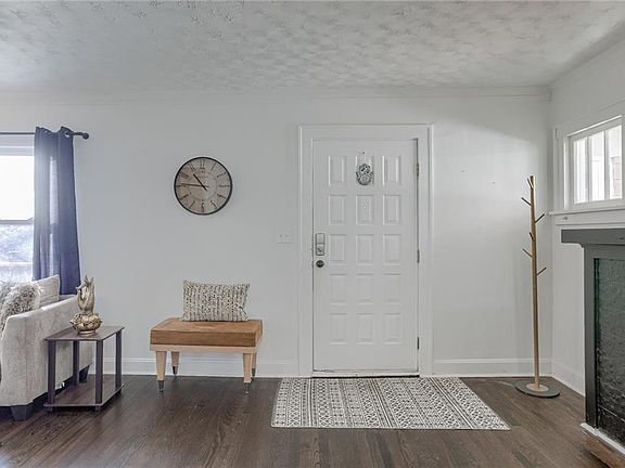 3rd image of 1206 W 48th St