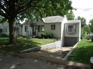 7026 Roslyn Dr, Saint Louis, MO