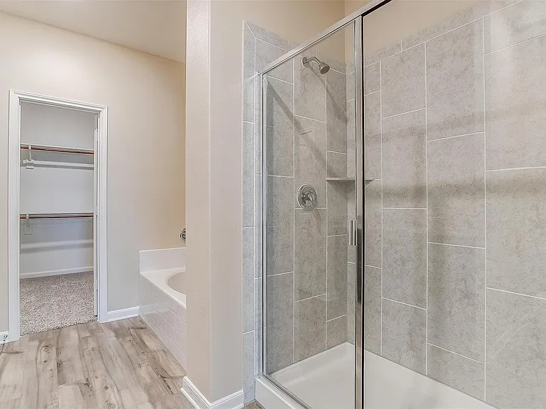 1025 McDonald Dr — Photo 18