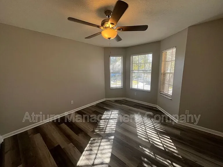 1891 Valley Wood Way — Photo 11