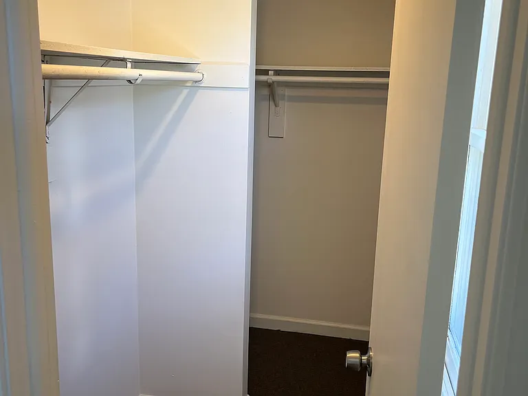 196 Vine Ln #1LEFT — Photo 13