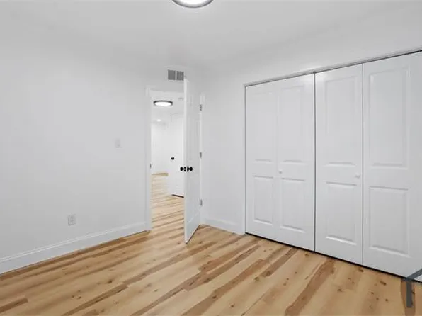49 Farrell Ave, Ewing, NJ 08618