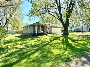 315 Ridge Dr, Lawson, MO 64062