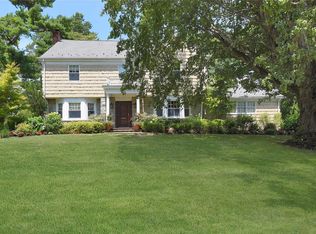 878 Ivy Hill Rd, Woodmere, NY 11598