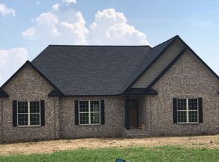 25 Maggie Lena, Lafayette, TN 37083