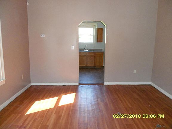 4th image of 415 E Morelia Ave