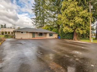 750 82nd Dr, Gladstone, OR 97027