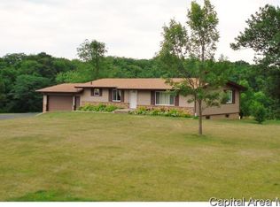 1902 Knox Rd #1000, Williamsfield, IL 61489