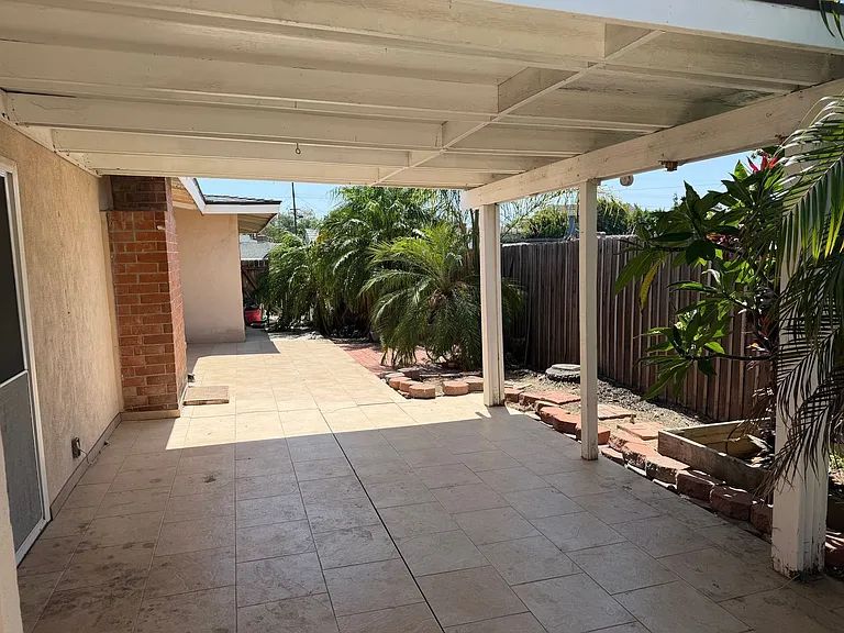 343 Sunrise St — Photo 23