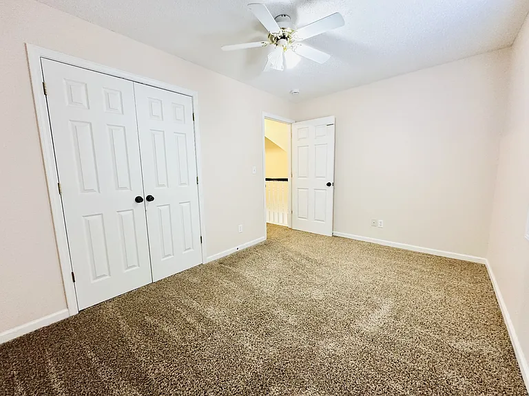 3248 N Senseney Cir — Photo 17