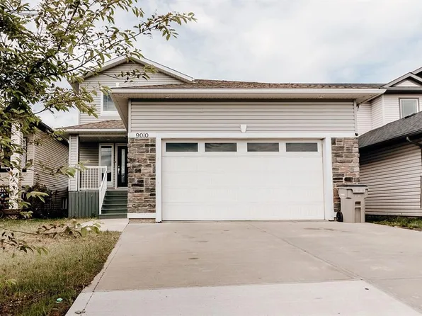 9010 E Willow Dr, Grande Prairie, AB T8X 0G8