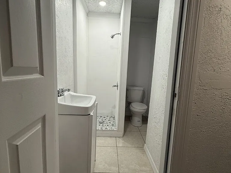 122 Gwen Hill St — Photo 7