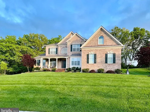 6493 Fox Glove Ln, Center Valley, PA 18034