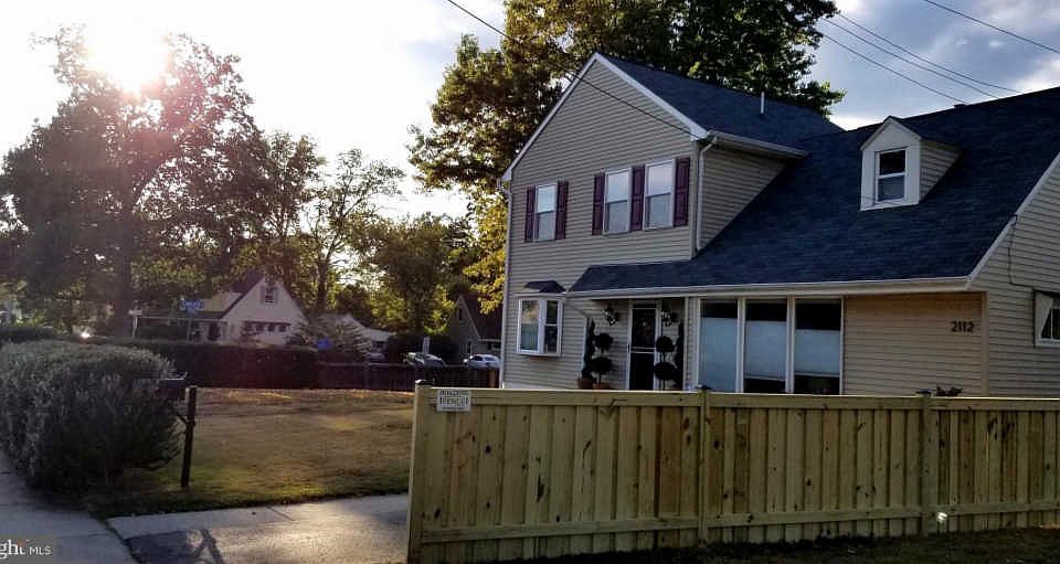 2nd image of 2112 Belle View Blvd