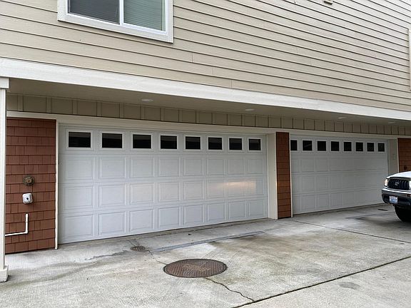 3rd image of 5231A Russell Ave NW