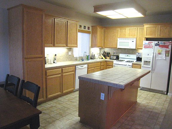 4th image of 4409 Bandon Ct