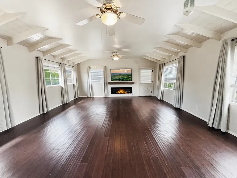 1580 E Via Verde St — Photo 3