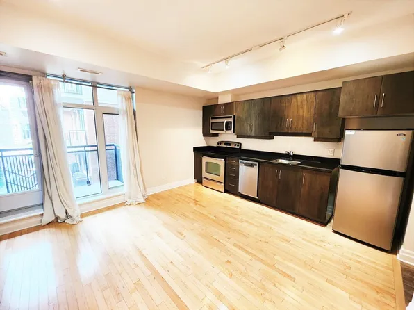 245 Kent St #907, Ottawa, ON K2P 0A5