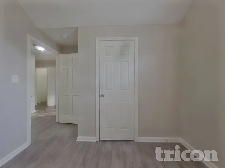 8820 Kismet Dr — Photo 15